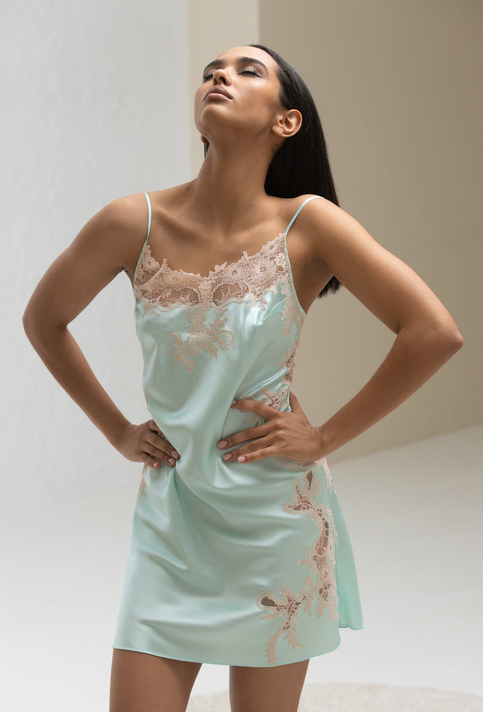 Коротка нічна шовкова сукня Tiffany