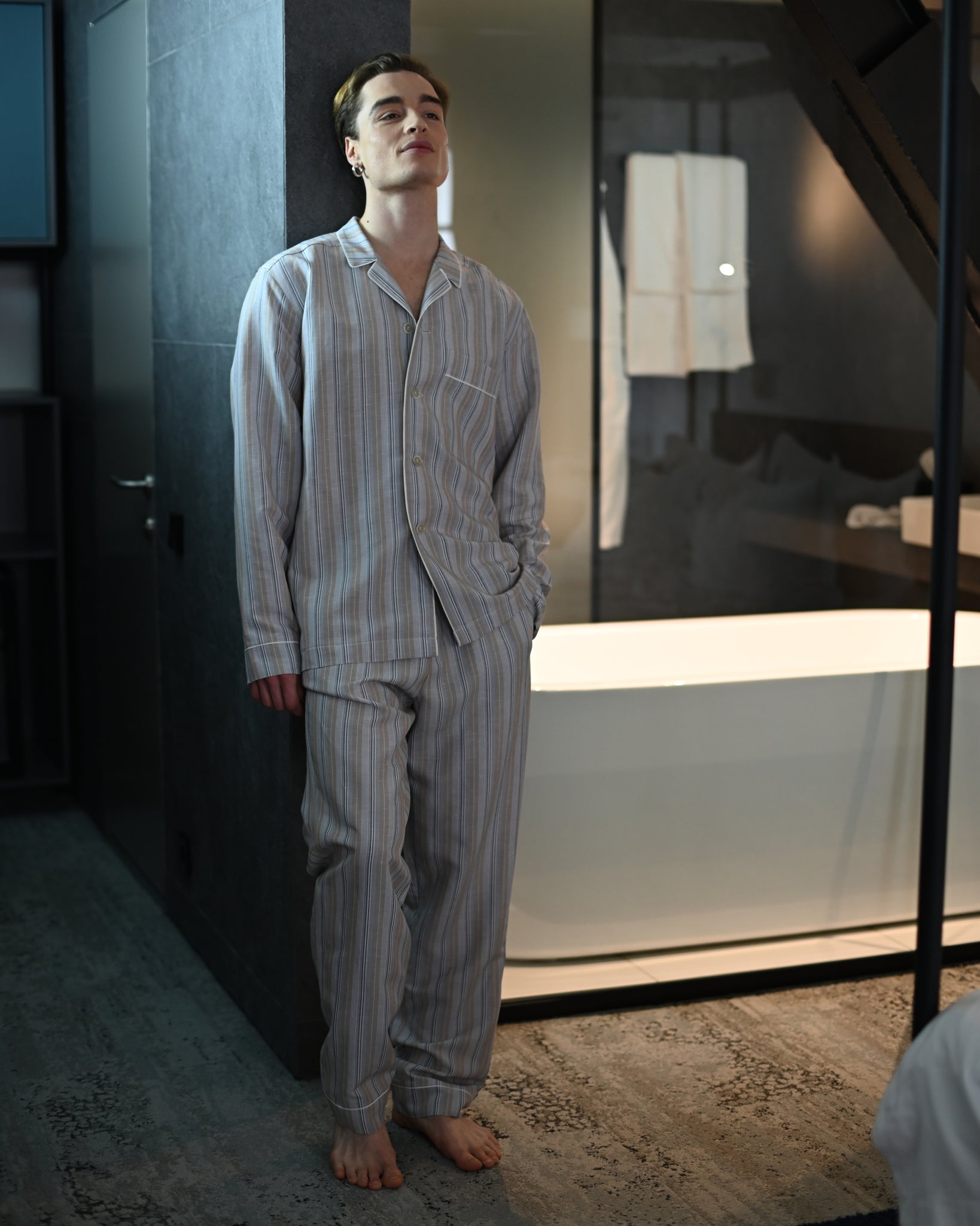 Мужская пижама в полоску 1-7-11